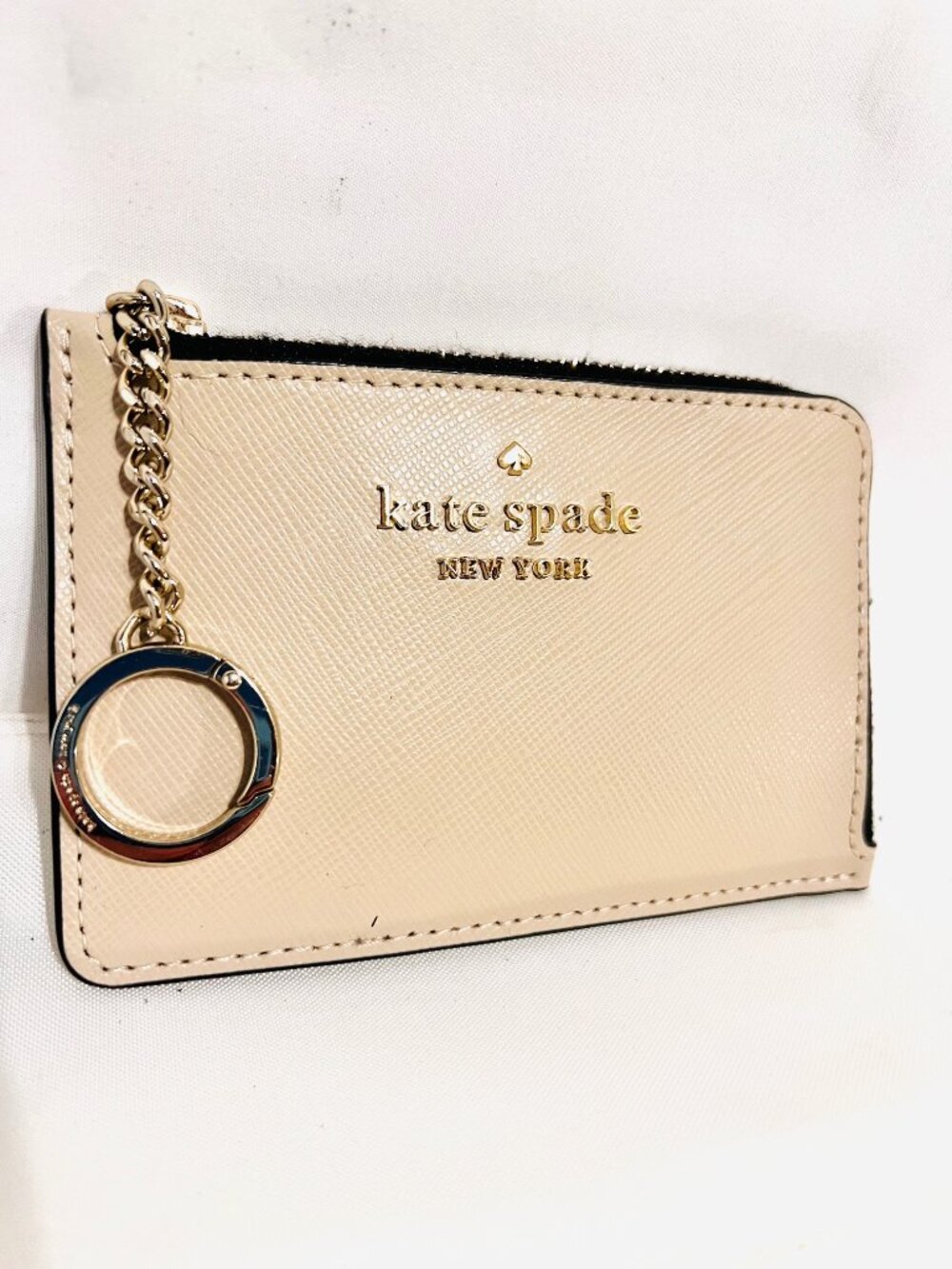 Kate Spade New York-Darcy-L Zip Around NWOT Tan/Black Wallet CC/ID Holder Chain